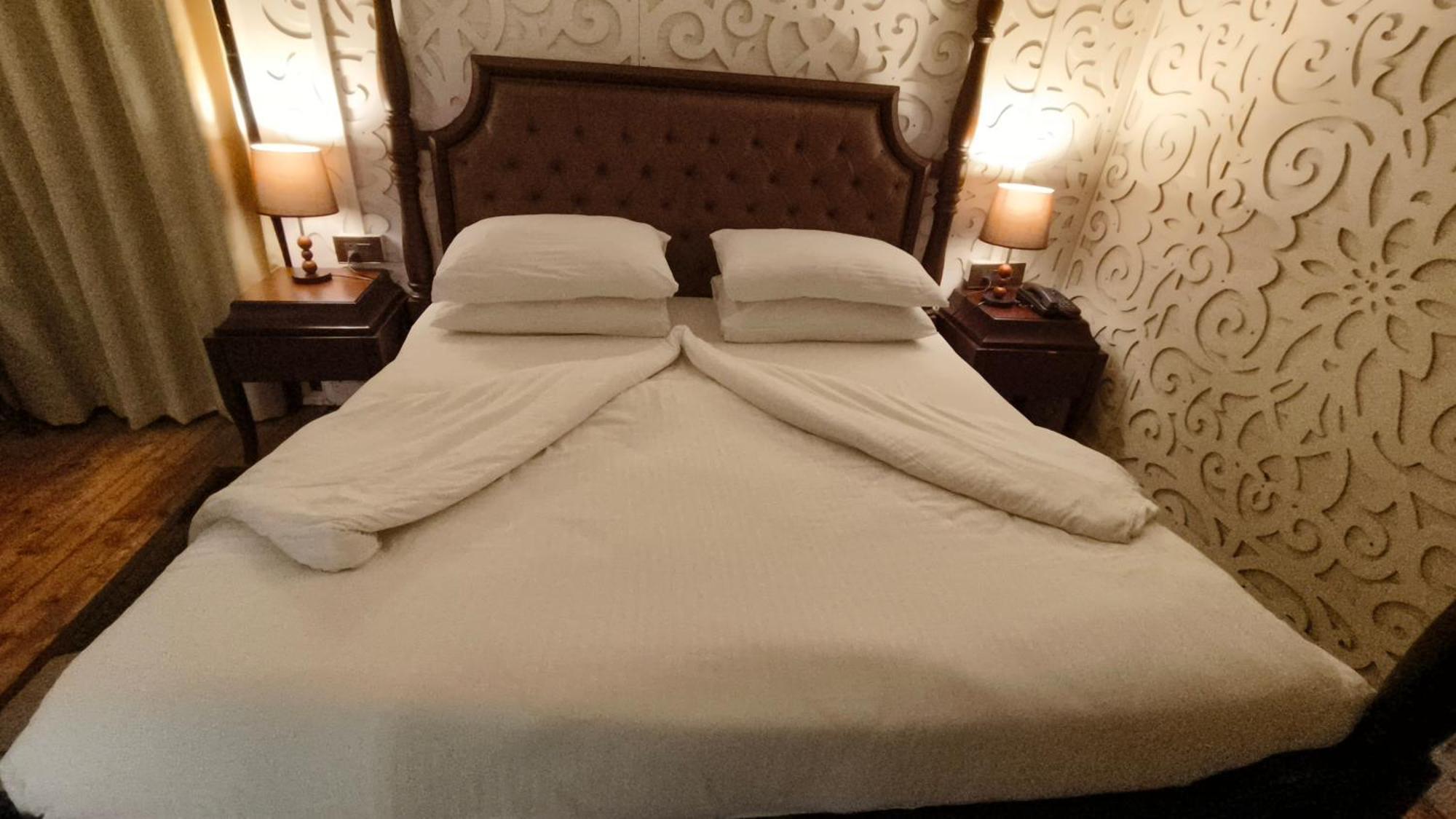 Luxury Amar Tree Resort 曼达莫尼 外观 照片