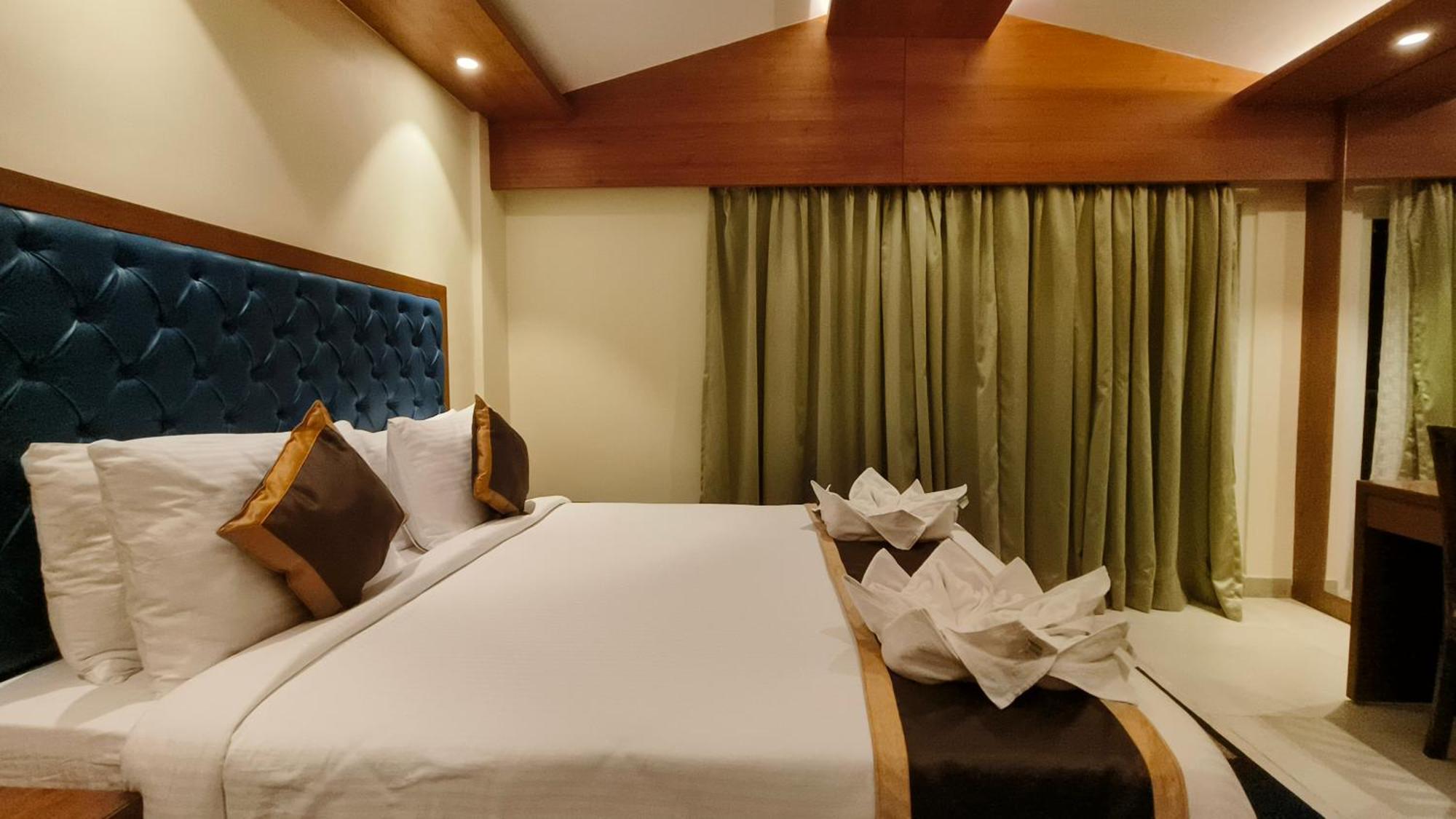 Luxury Amar Tree Resort 曼达莫尼 外观 照片