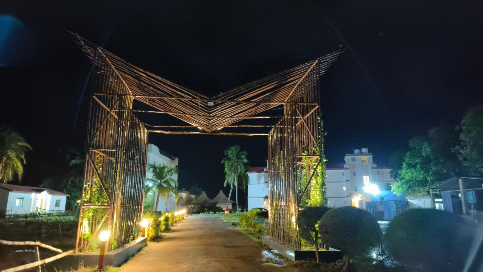 Luxury Amar Tree Resort 曼达莫尼 外观 照片